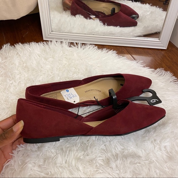Time And Tru Maroon Pointed Toe Ballet Flats 6 - Picture 10 of 12
